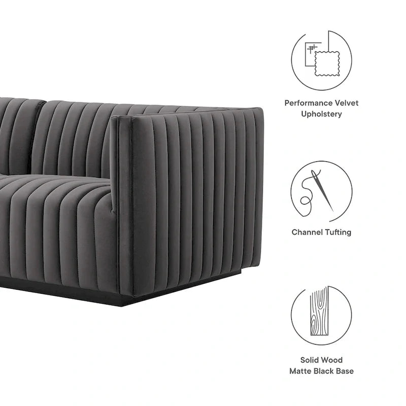 Gepolstertes Zweisitzersofa aus strapazierfähigem Samt