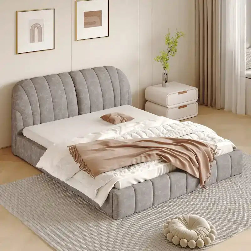 Lit plateforme rembourré grand format avec tête de lit en tissu épais